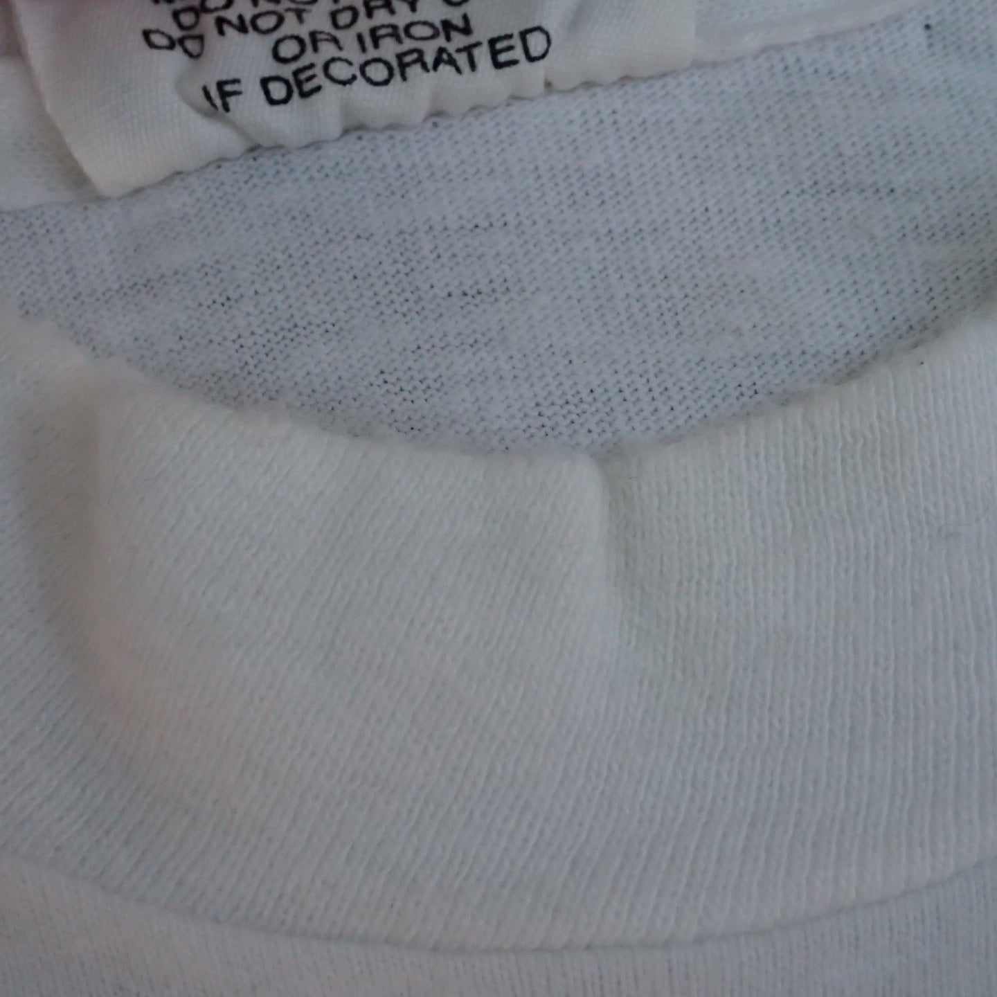 80s Santana " Rockin' The Capital Tee"