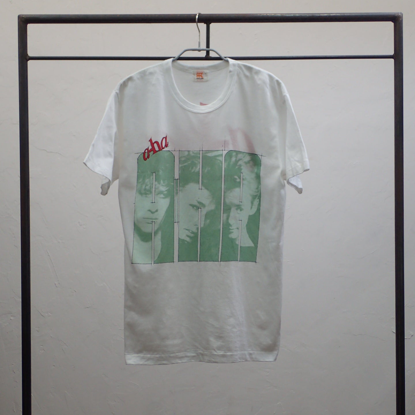 80s a-ha " Hunting High And Low Tee "