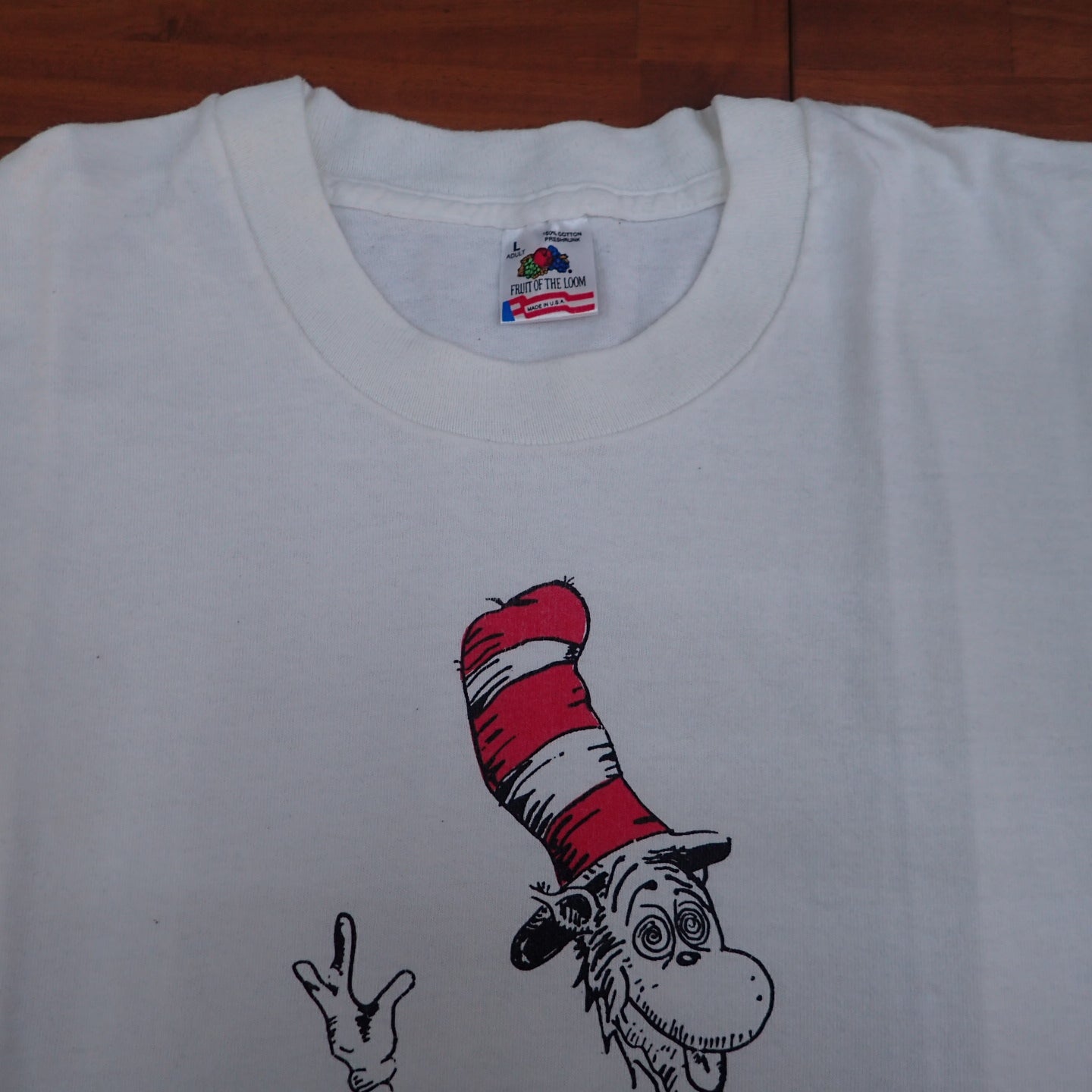 90s Dr.Suess T-shirt "The Cat in The Hat Tee"